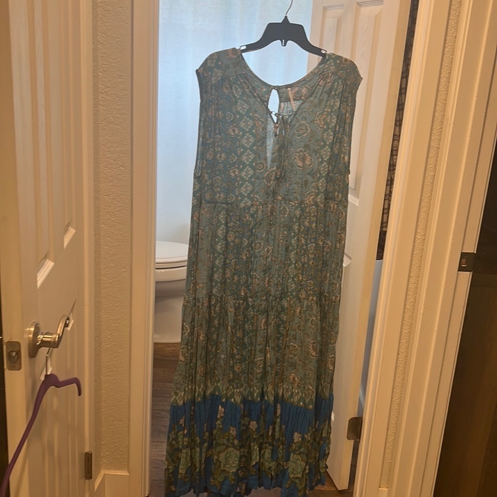 New no tags. Maxi fp. Dress